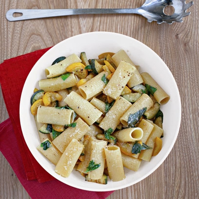 gordon ramsay rigatoni with yellow and green courgettes gordon ramsay rigatoni with yellow and green courgettes