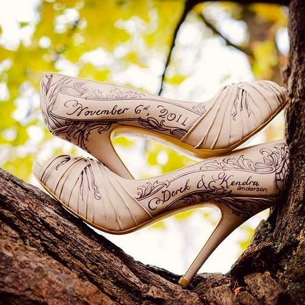 5 Beautiful Ways To Customise Your Wedding Shoes Red Online Instagram Figgieshoes