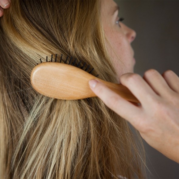 The best hairbrush to make your hair look thicker Red Online