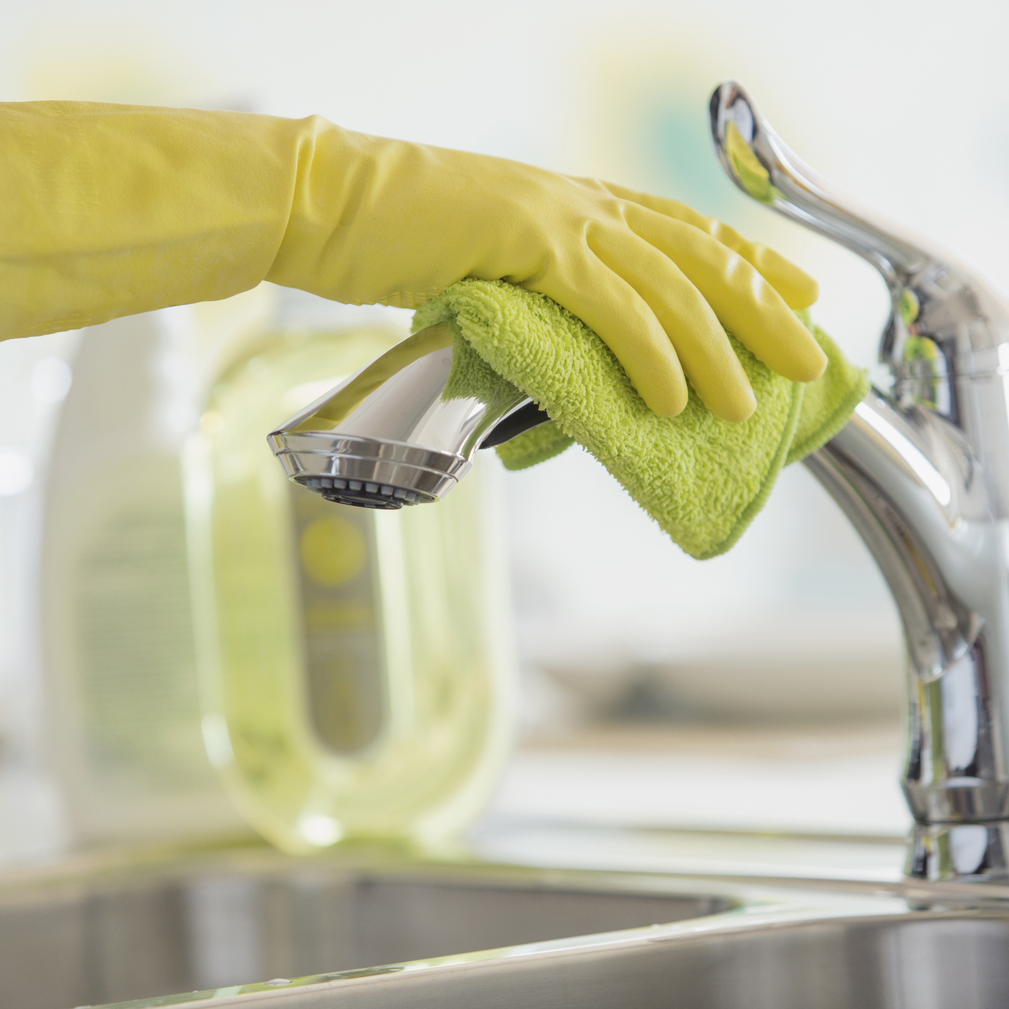 7 natural alternatives to cleaning products Red Online