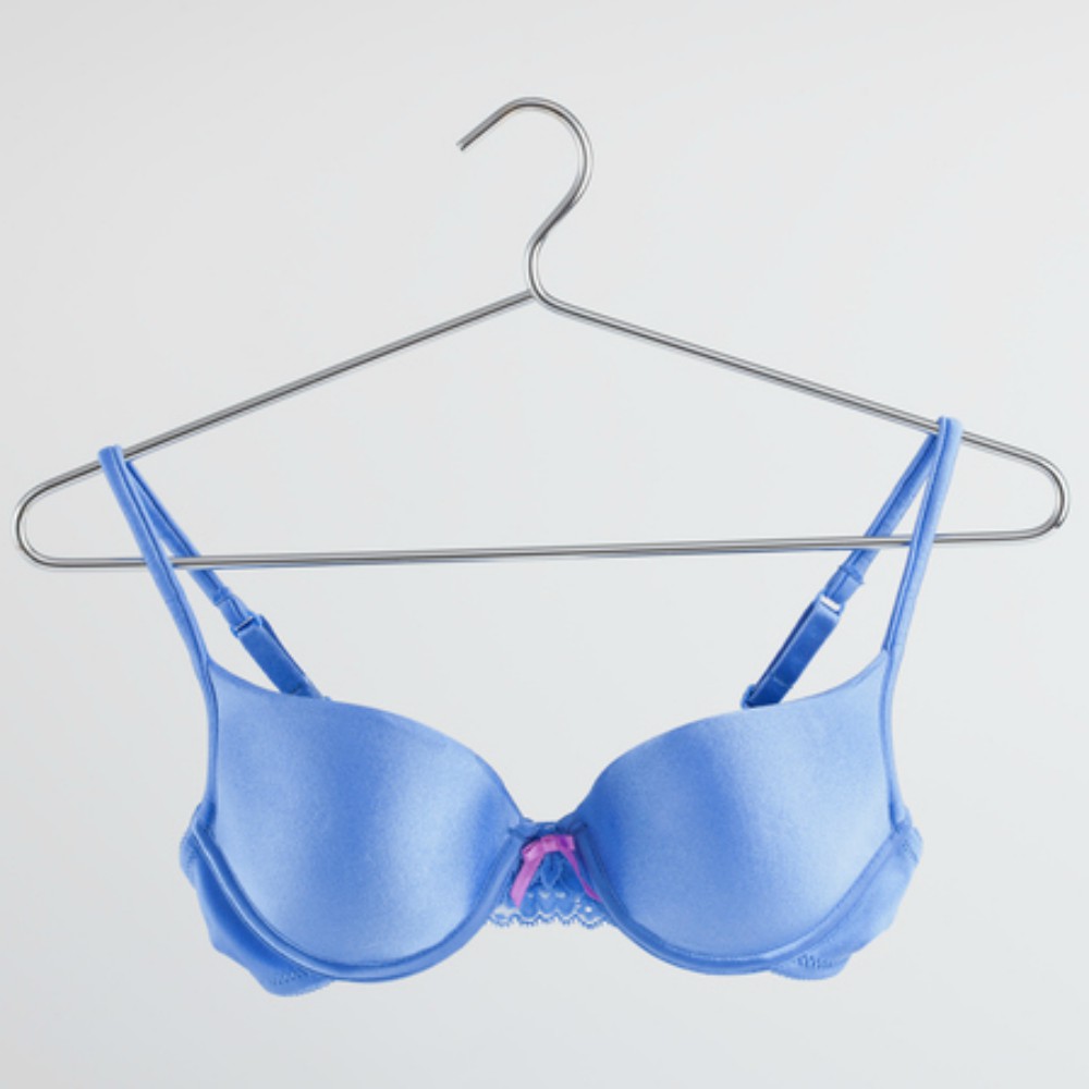 This is how you're actually supposed to dry your bras Red Online